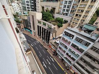 Kennedy Town - Luen Yau Apartments 03