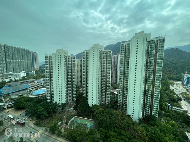 Tung Chung - Tung Chung Crescent Phase 1 Block 1 01