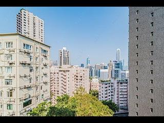 Mid Levels Central - Best View Court Block 66, Macdonnell Road 09