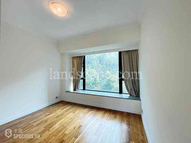 Mid Levels Central - The Harbourview 05