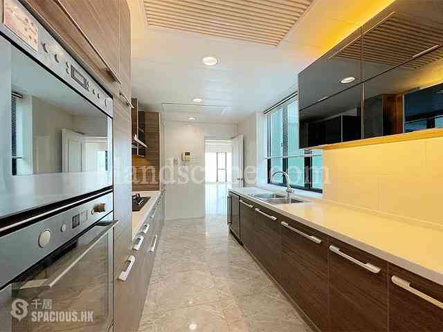 Mid Levels Central - The Harbourview 08