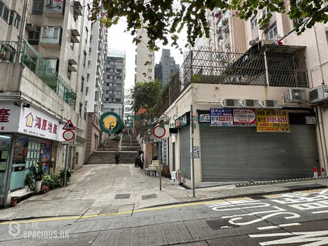 Sai Ying Pun - Fung Yu Building 01