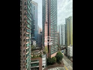 Sheung Wan - Queen's Terrace Block 2 03
