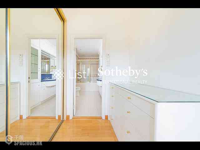 Shouson Hill - The Hazelton 13