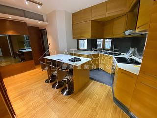 Mid Levels Central - Jing Tai Garden Mansion 07
