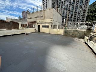 Wan Chai - Phoenix Court Block 3 09