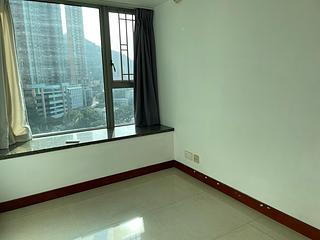 Kennedy Town - The Merton Tower 1 03