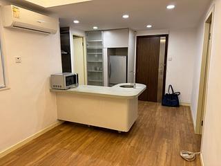 Causeway Bay - Lai Yuen Apartments 04