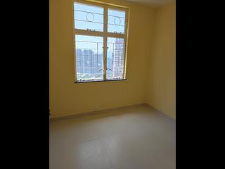 Pok Fu Lam - Chi Fu Fa Yuen Phase 2 Fu Wah Yuen (Block H10) 04