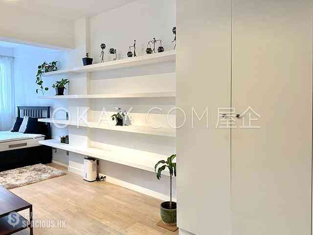 Wan Chai - Tung Hing Building 04