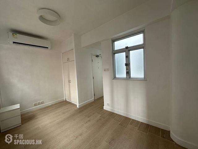 Sai Ying Pun - 18-20, Eastern Street 01