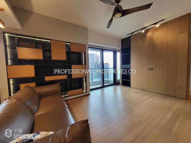 Arezzo property for sale or rent spacious.hk