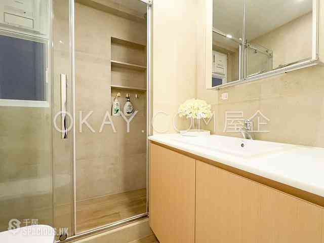 Kennedy Town - Sincere Western House 13