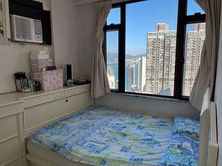 Sai Ying Pun - Golden Phoenix Court 04