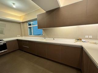 Mid Levels Central - Kam Yuen Mansion 08