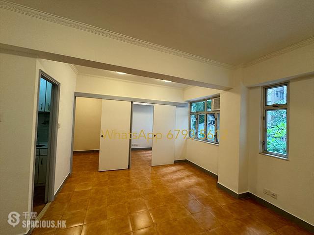 Central - 152, Wellington Street 01