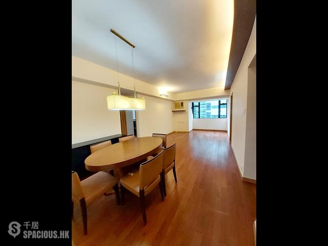 Fortress Hill - Cornell Court 01