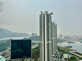 Tung Chung - Coastal Skyline Phase 3 La Rossa 03