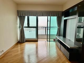 Tung Chung - Coastal Skyline Phase 3 La Rossa 14