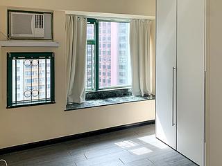 Mid Levels Central - Robinson Place 04