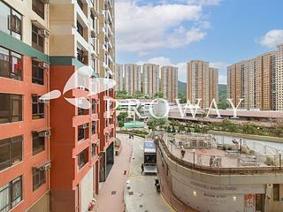 Pok Fu Lam - Pokfulam Gardens Block 6 02