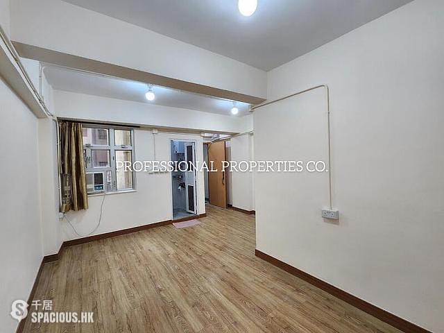 Central - 50, Gage Street 01