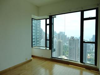 Mid Levels Central - Fairlane Tower 09