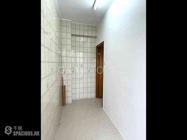Pok Fu Lam - 18-22, Crown Terrace 11
