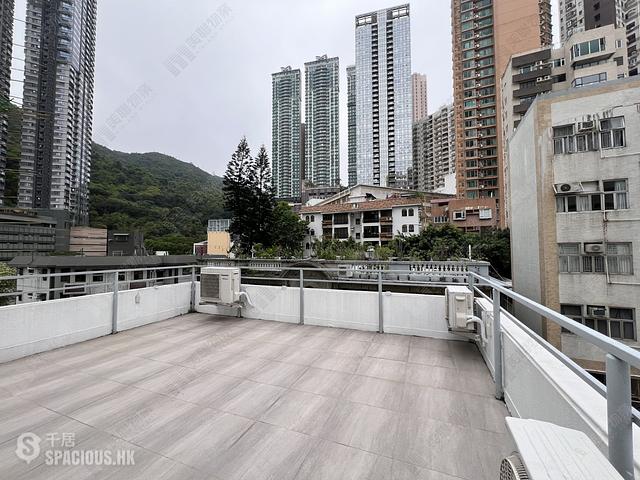 Tai Hang - 1, Yik Kwan Avenue 01