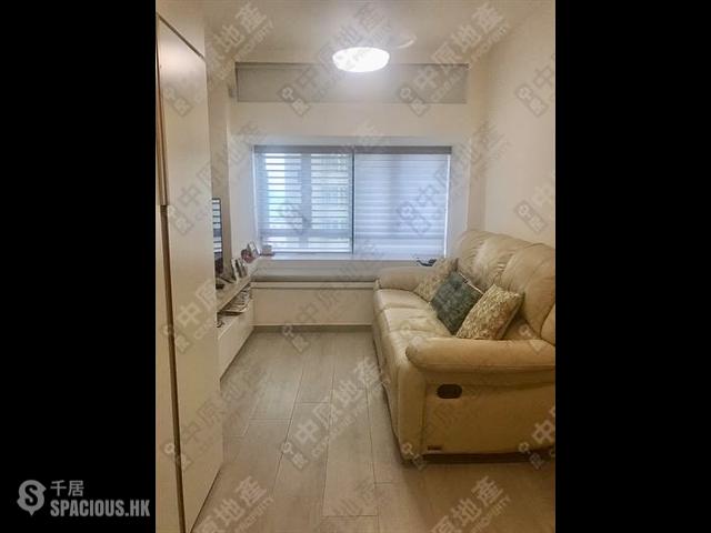 Sai Ying Pun - Western Garden Evergreen Tower (Block 1) 01