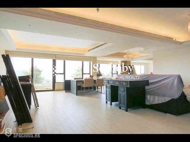The Peak - Montebello 02