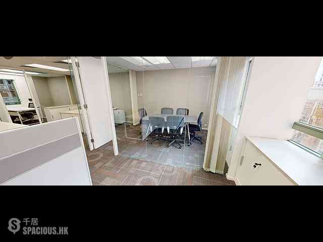 Central - 303, Hennessy Road 02