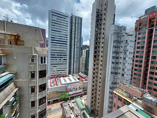 Wan Chai - The Avenue Phase 2 Block 2 03