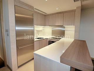 Mid Levels Central - 3, MacDonnell Road 07