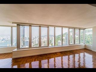 Mid Levels Central - Tregunter Tower 3 02
