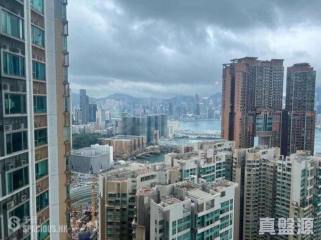 West Kowloon - Sorrento Phase 1 Block 3 01