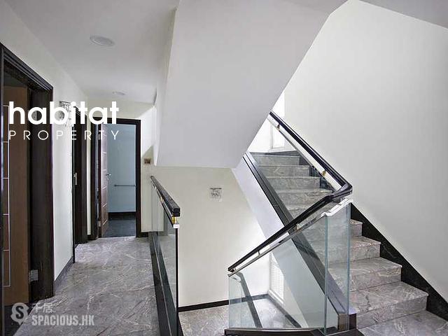 The Peak - Sunshine Villa 06