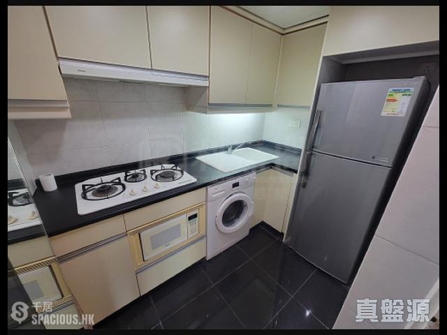 Tai Kok Tsui - Island Harbourview Block 8 01