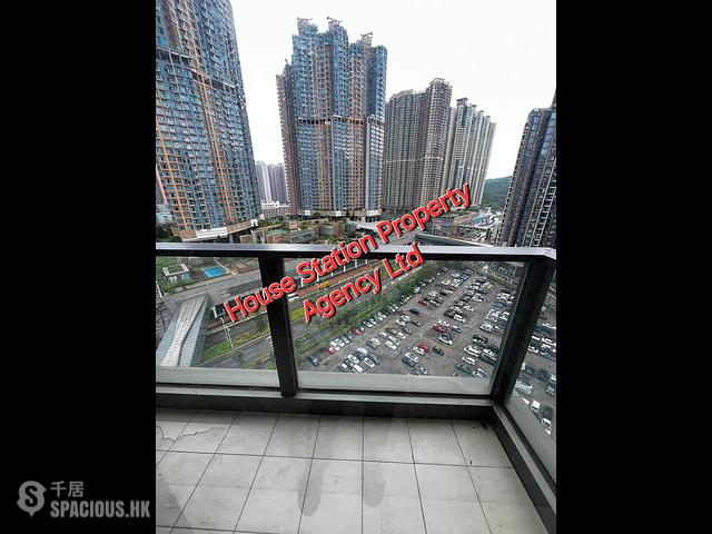 Tseung Kwan O - The Wings IIIA Block 5B 01