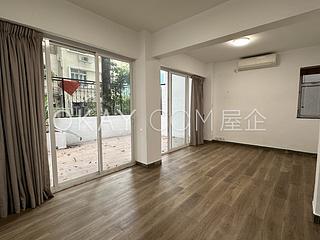 Sai Ying Pun - 1E, High Street 09