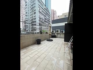 Sai Ying Pun - Liang Ga Building 02