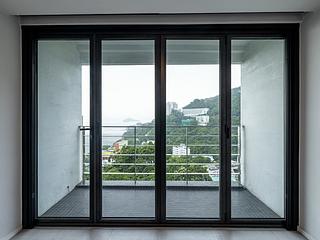 Pok Fu Lam - Bisney Terrace 04