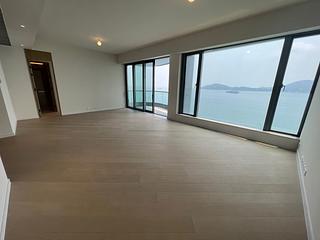 Ap Lei Chau - The Corniche Block 1 09