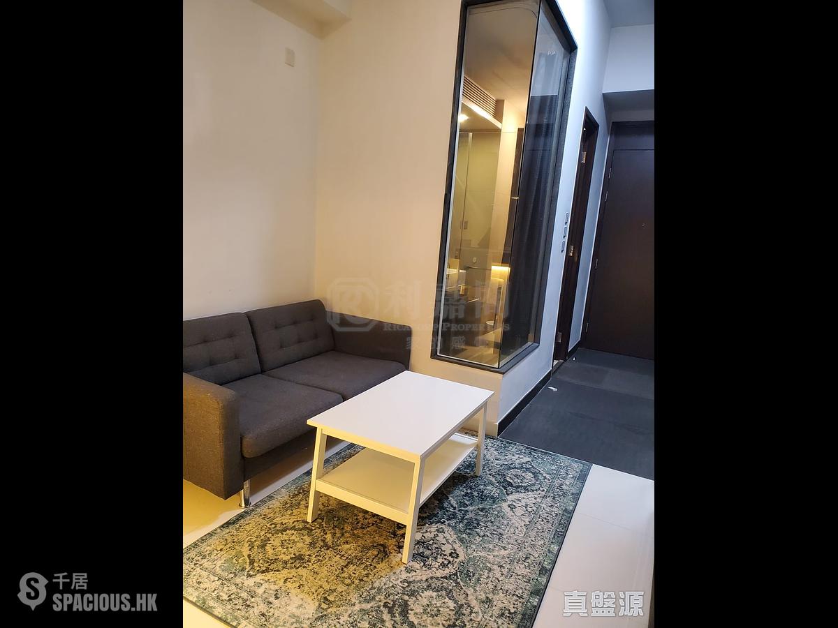 Wan Chai - J Residence 01