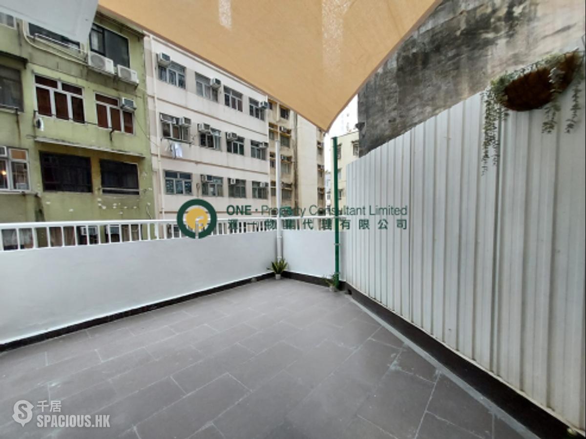 Sai Ying Pun - Cheong King Court 01