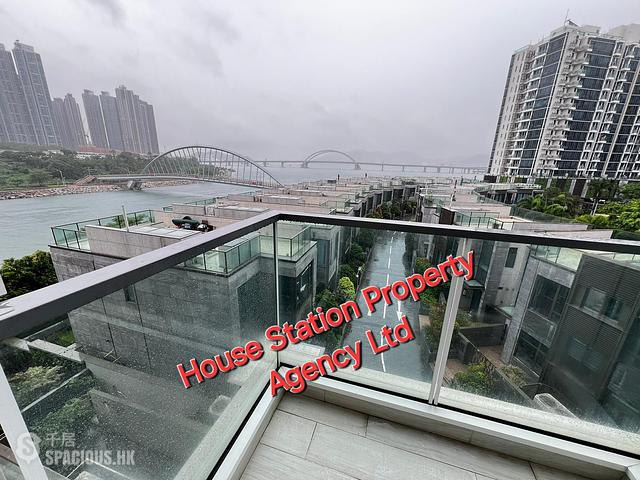 Tseung Kwan O - Monterey Block 9A 01