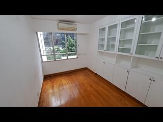 Wan Chai - Phoenix Court Block 5 05