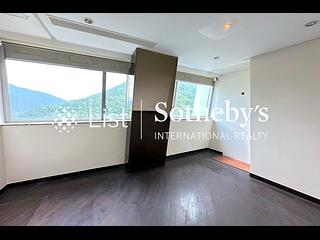 Repulse Bay - The Lily 15