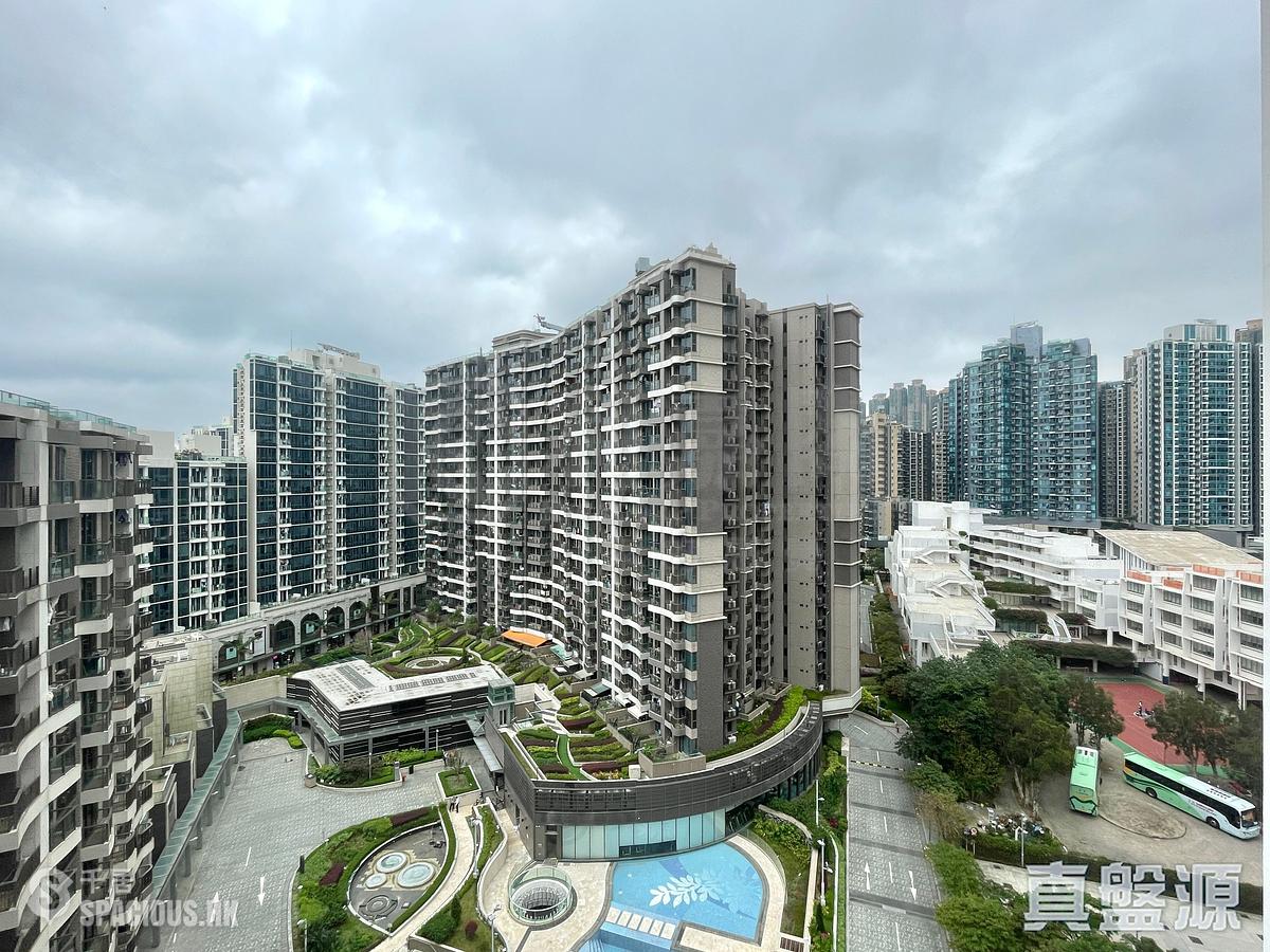 Tseung Kwan O - The Papillons Block 1 01