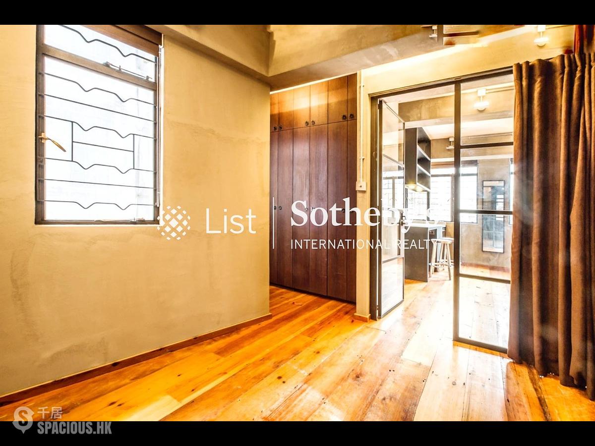 Central - 26A, Peel Street 01